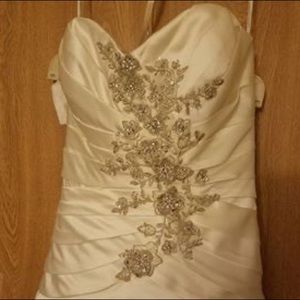 Oleg Cassini Wedding Gown